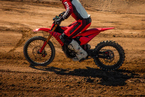 Altis Sigma Elektro-Dirtbike | Klassenbester