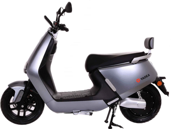 Yadea G5 E-Roller